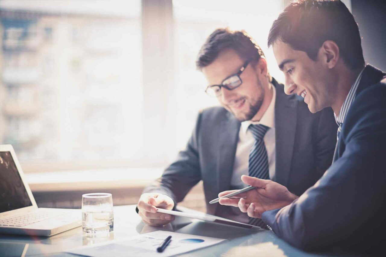 https://www.techwaycareers.com/wp-content/uploads/2018/01/img-box-career-03-1280x854.jpg